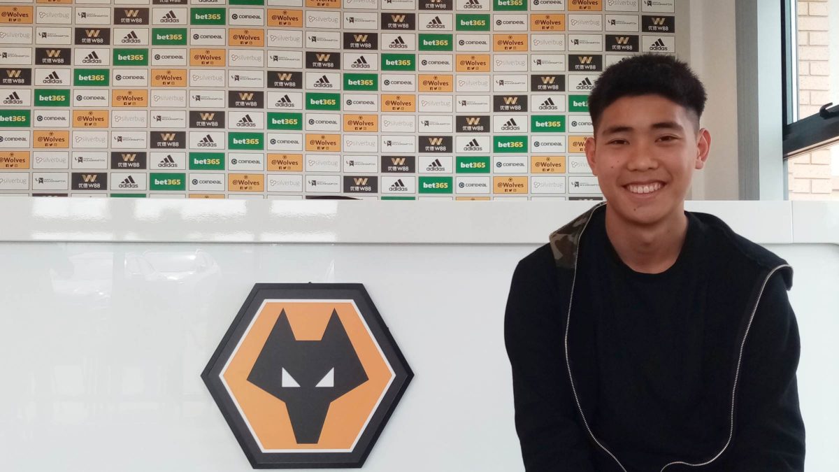 Wolves Sambar Khidmat Pemain Berdarah Kacukan Malaysia